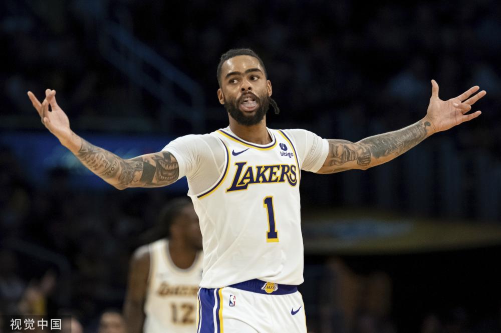 方向迈进 方向迈进