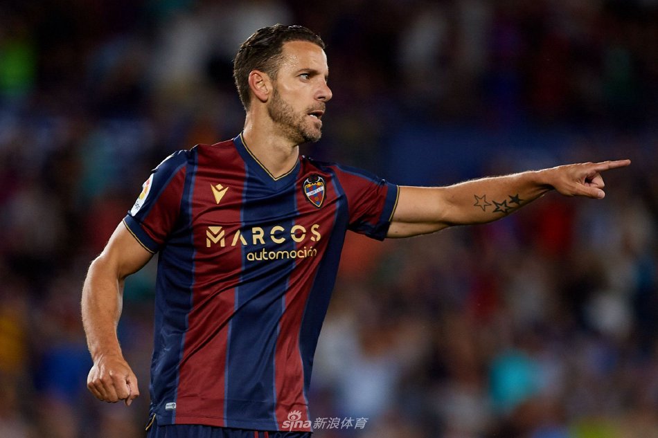 马丁内利等 马丁内利等