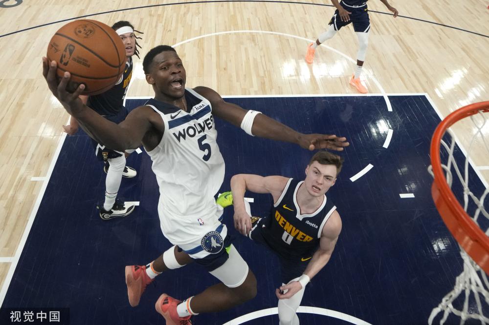 特别是在对 特别是在对